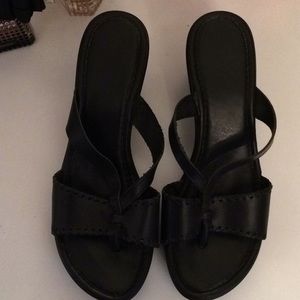 Leather wedge sandals